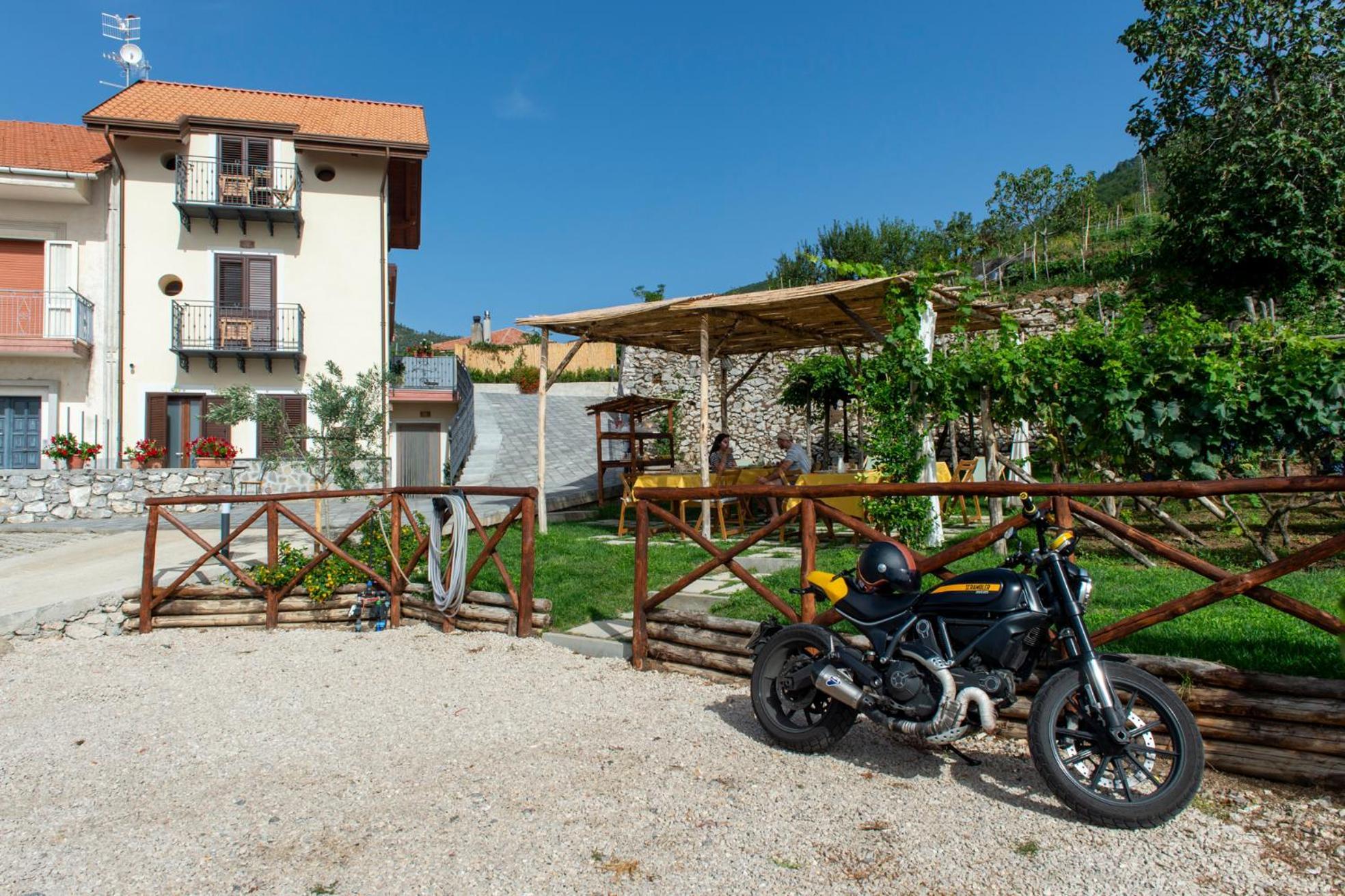 Bed and Breakfast Il Vigneto Di Nonno Pietro Agerola Exterior foto